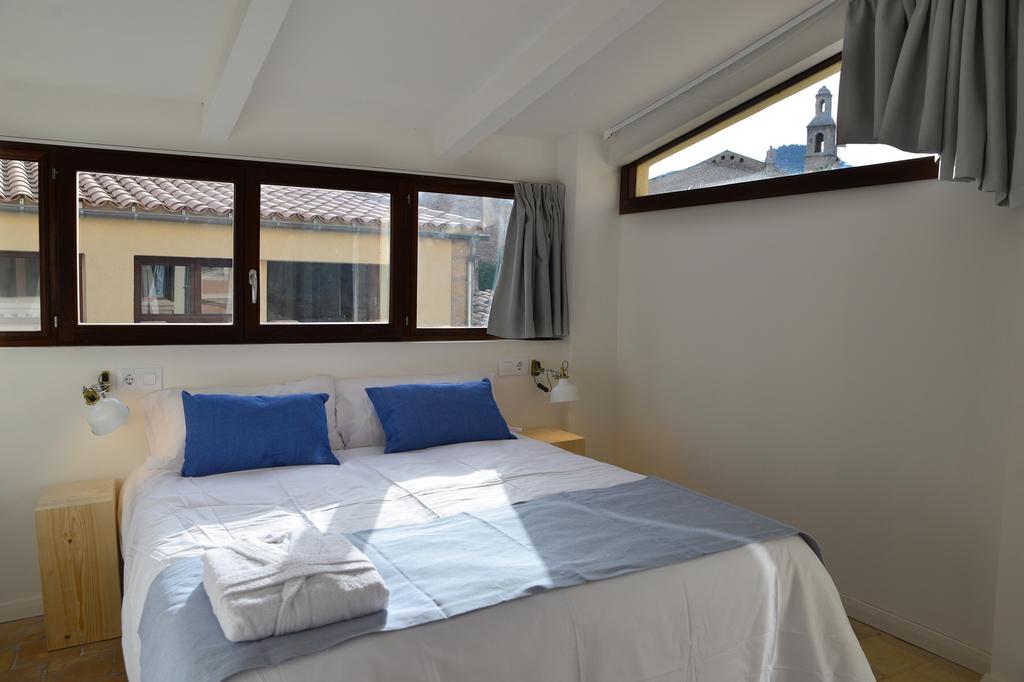 Standard, Double Bed