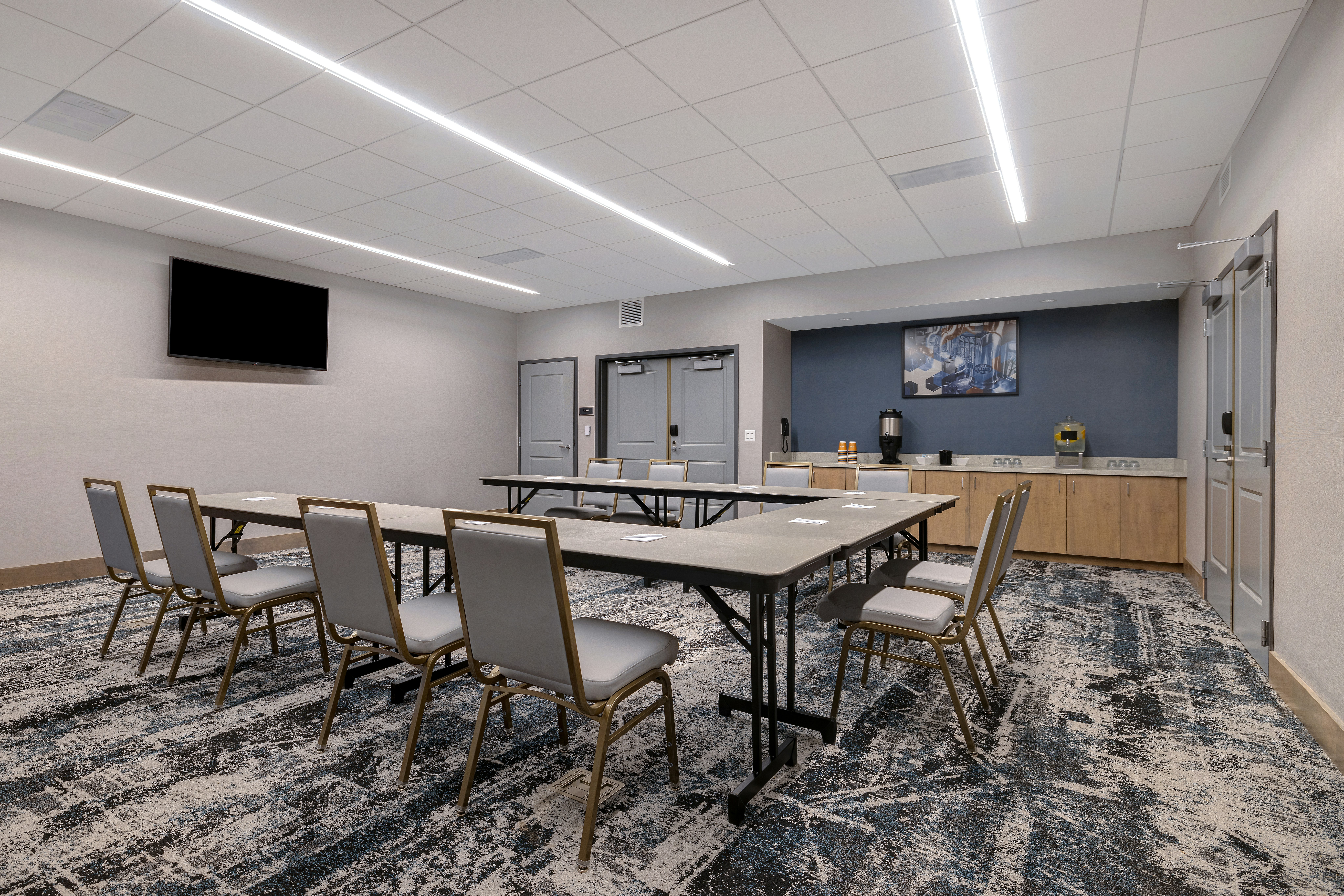 Homewood Suites by Hilton Oak Creek Milwaukee 25/32