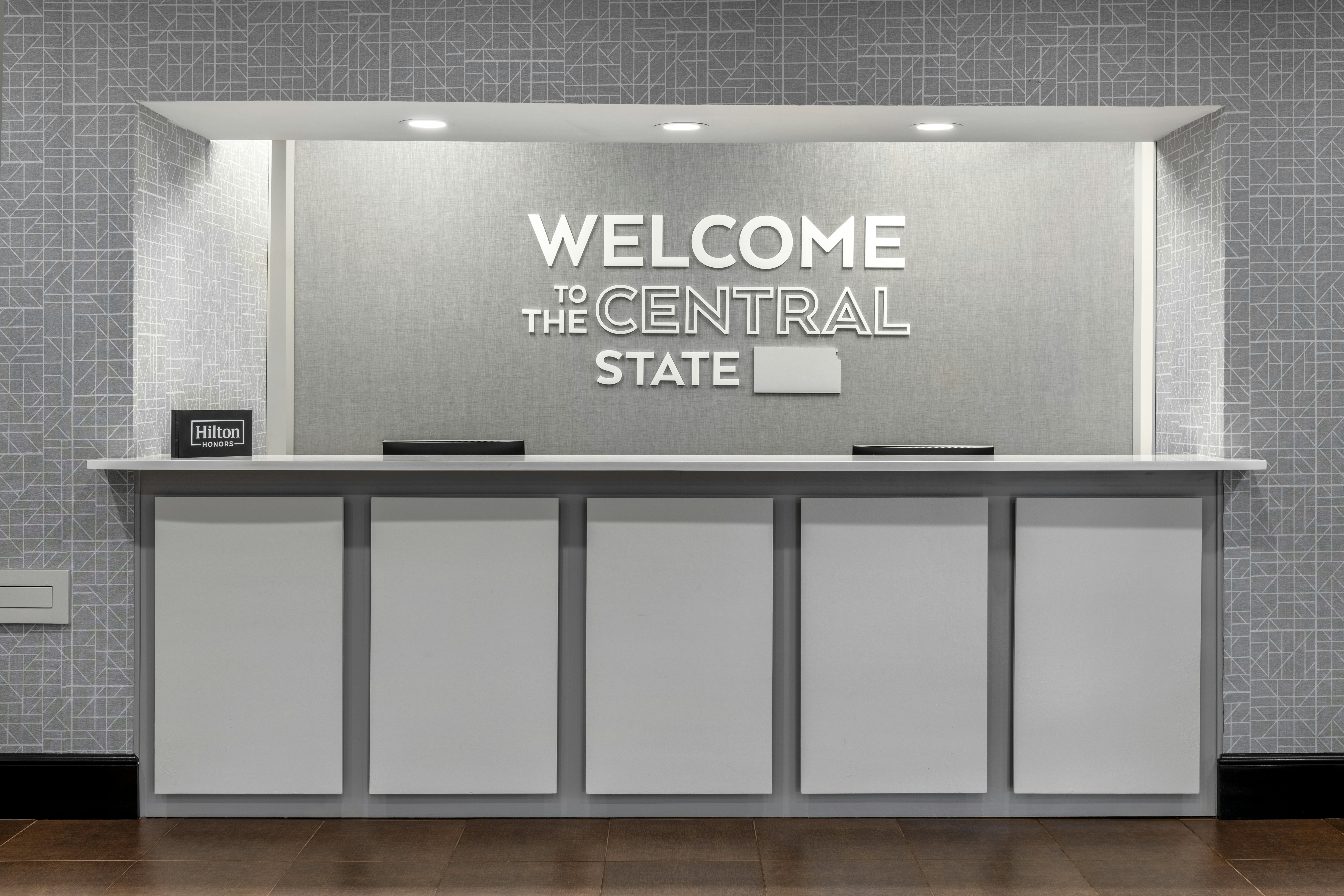Hampton Inn Olathe 4/43