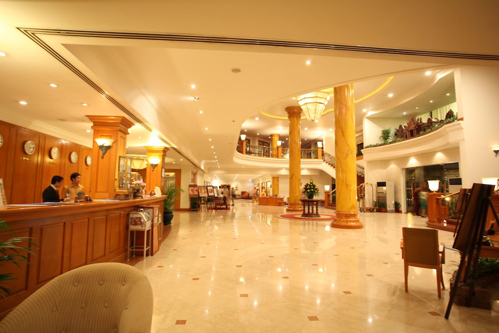 ANGKOR CENTURY RESORT AND SPA 67/78