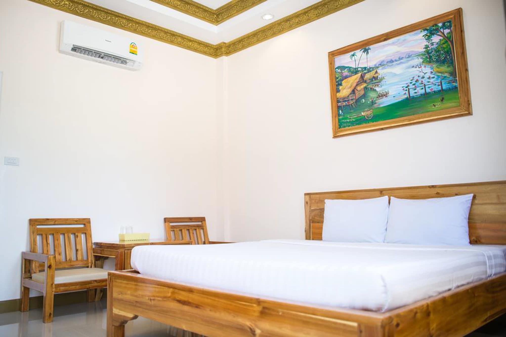 Pailin Resort 8/20