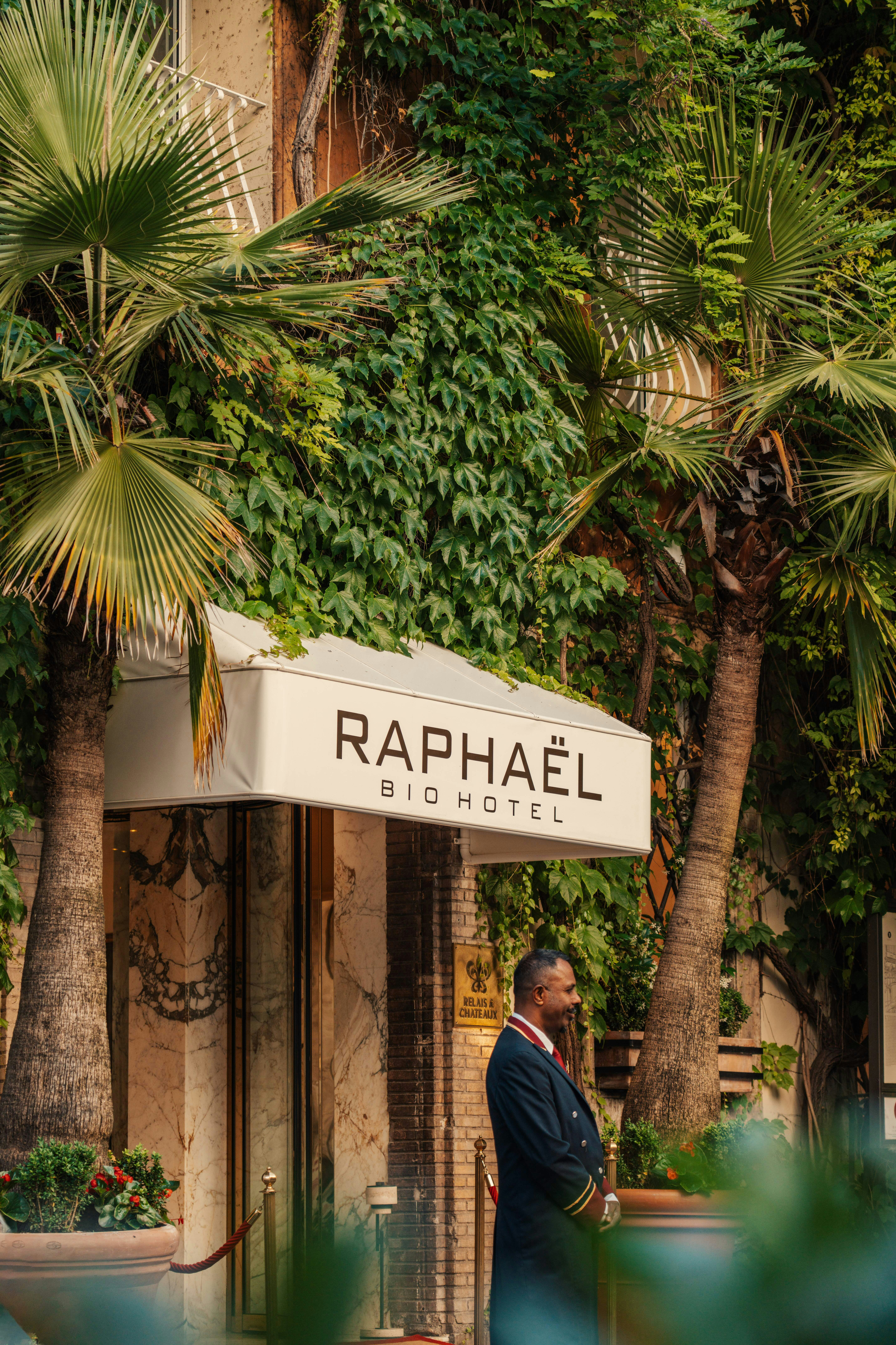 Bio Hotel Raphael - Relais Chateaux 3/39