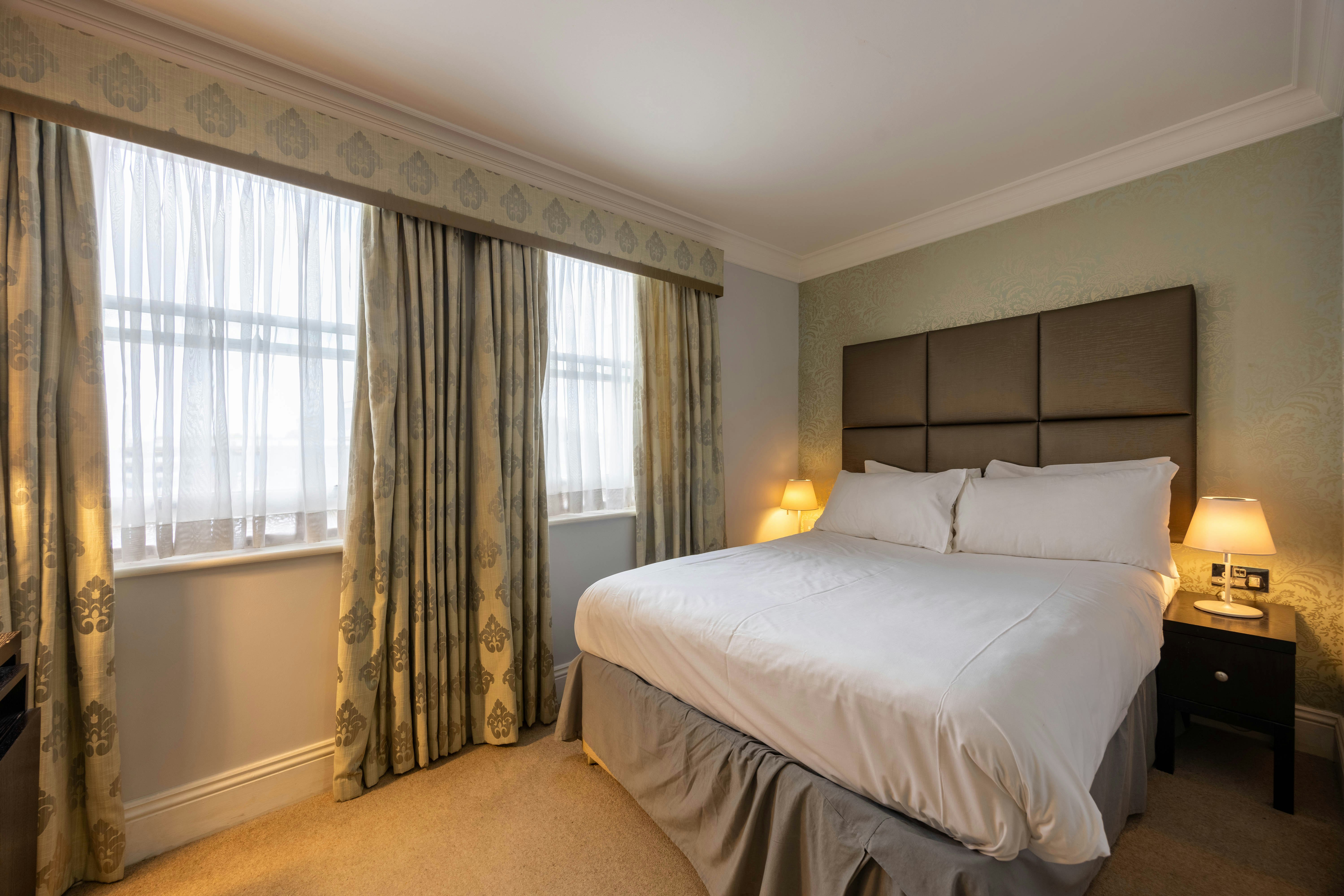 Cathedral Quarter Hotel 18/50