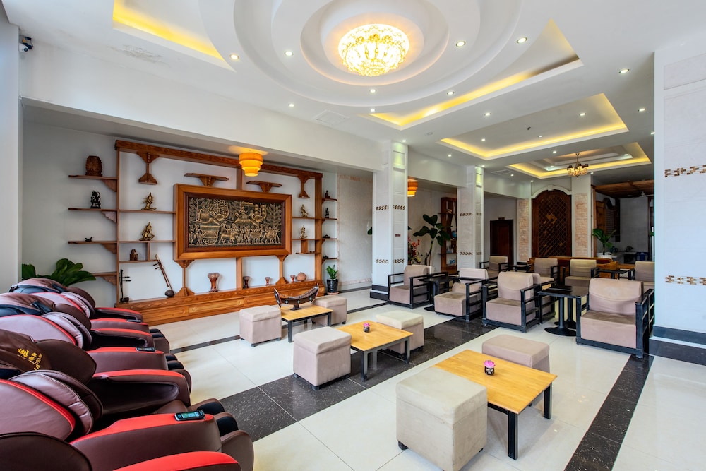 Aristocrat Residence Hotel 64/80