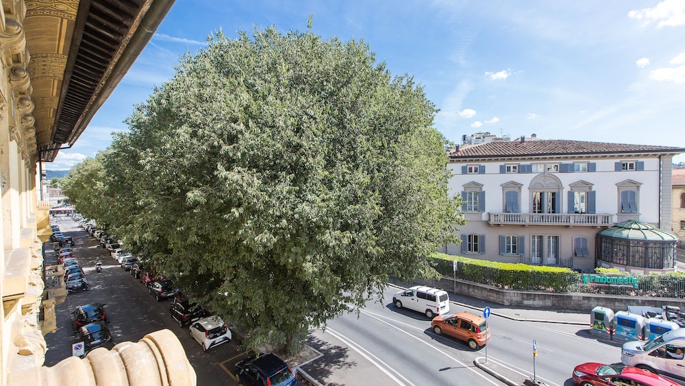 Rental In Rome Rosselli Palace Apartment 5 42/49