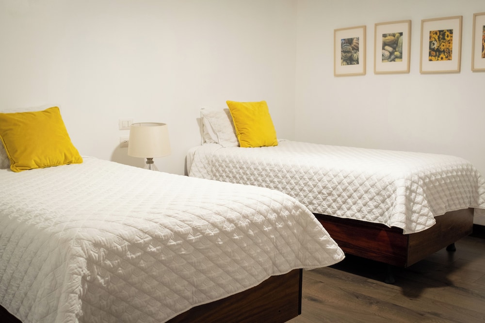 3 BEDROOMS, LOFT, DELUXE
