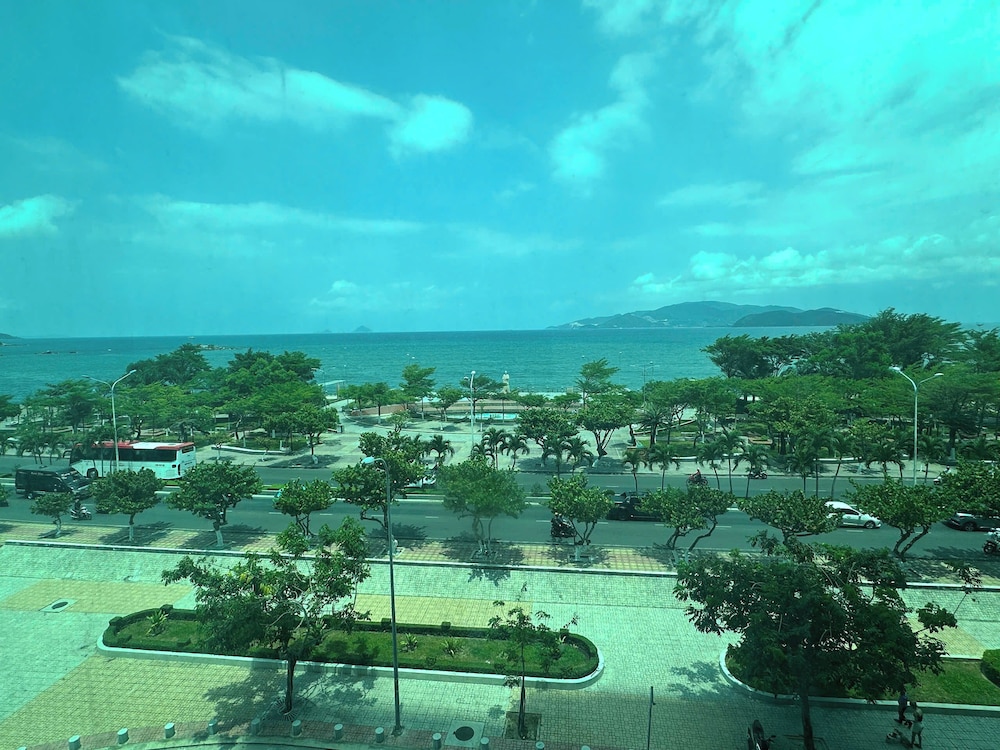 Muong Thanh Luxury Khanh Hoa Hotel 63/66