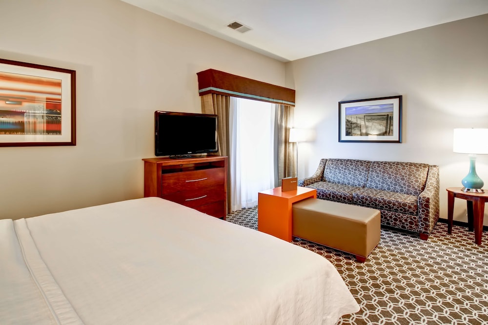 Homewood Suites By Hilton Greeley 12/40
