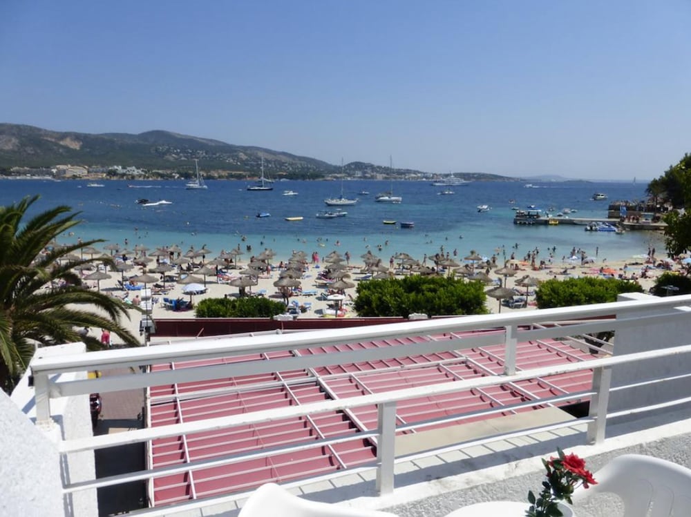Balear Beach Apartments 12/21