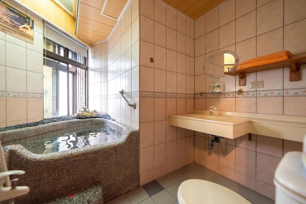 ShanKou Hotspring Hotel 29/53
