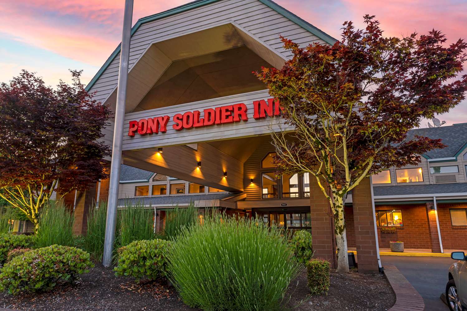 Best Western Pony Soldier Inn - Airport 1/12
