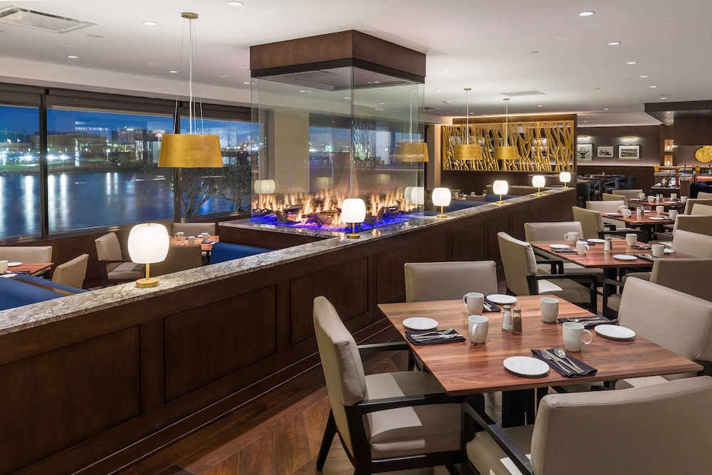 South Sioux City Marriott Riverfront Ex Delta Hotels South Sioux City Riverfront 48/75
