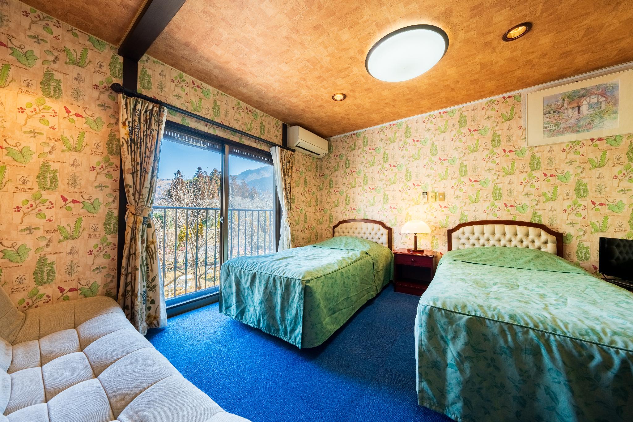 SUPERIOR, TWIN BEDS