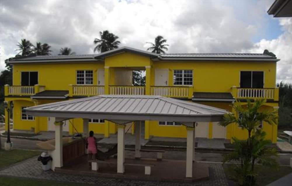 Piarco Village Suites 1/20