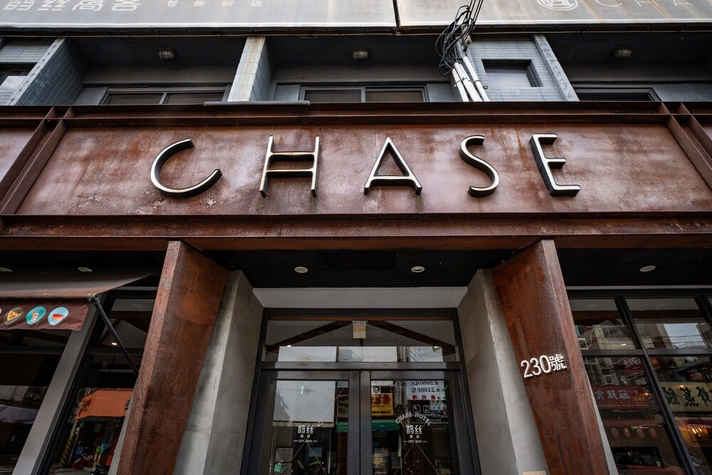 CHASE WALKER HOTEL 2/70