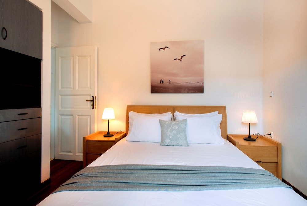 Vithos Aparthotel 19/72