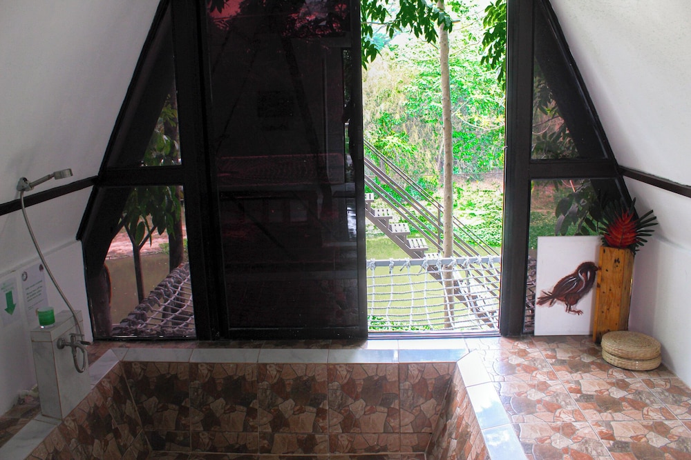 Floating Sanctuary Resort by Cocotel 7/50