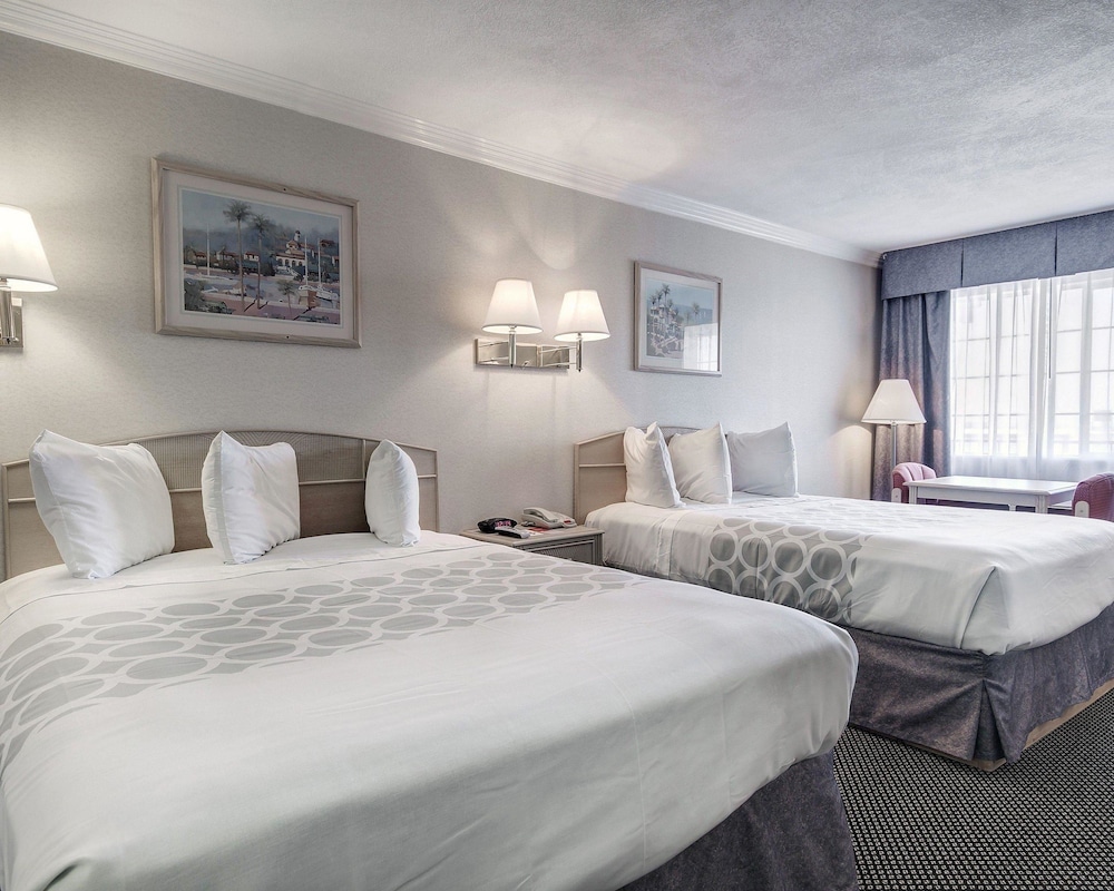 Econo Lodge Van Horn 11/26