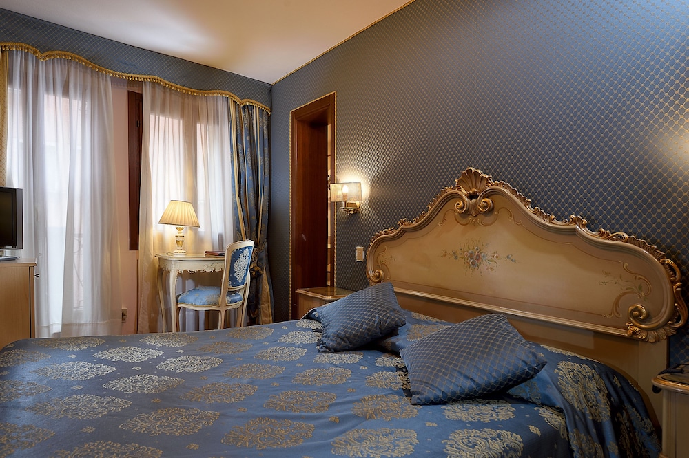 Royal San Marco & Suites 27/50