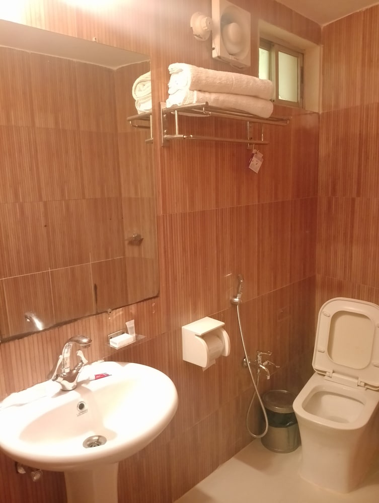 Divine Eco Resort 49/50