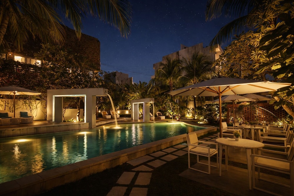 18 Suite Villa Loft Kuta 68/73