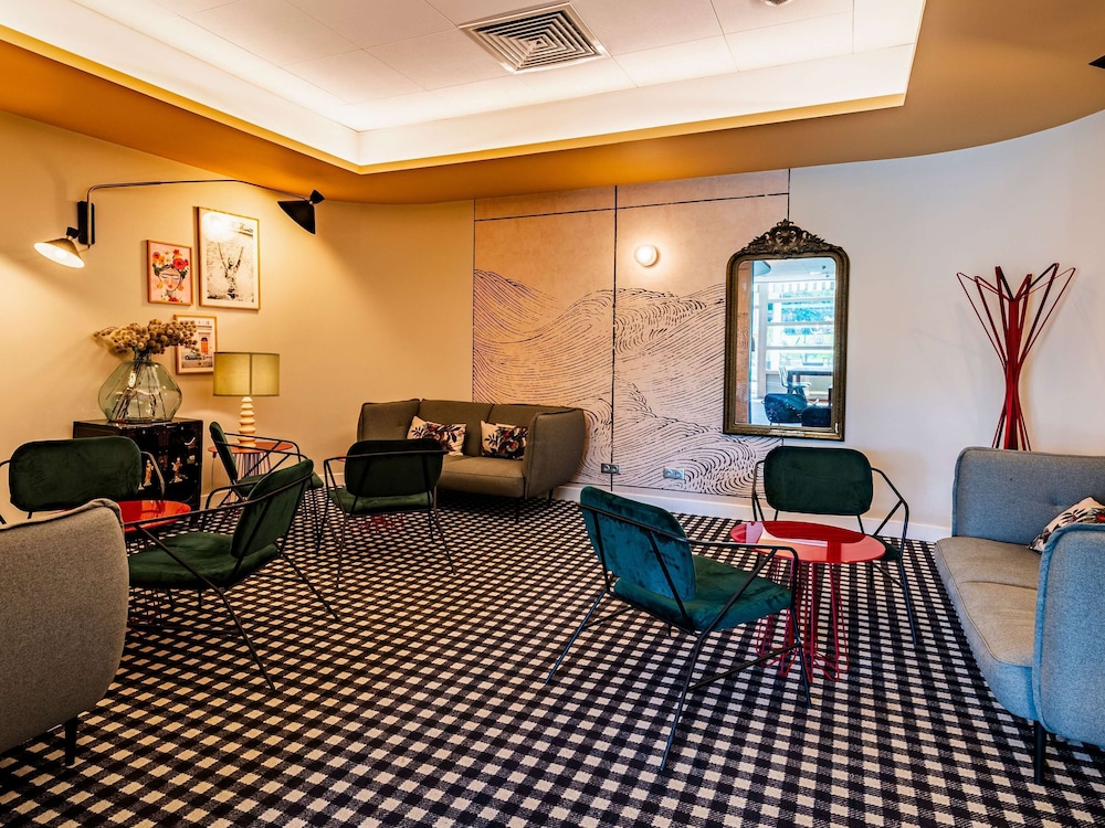 NOVOTEL REIMS TINQUEUX 48/72