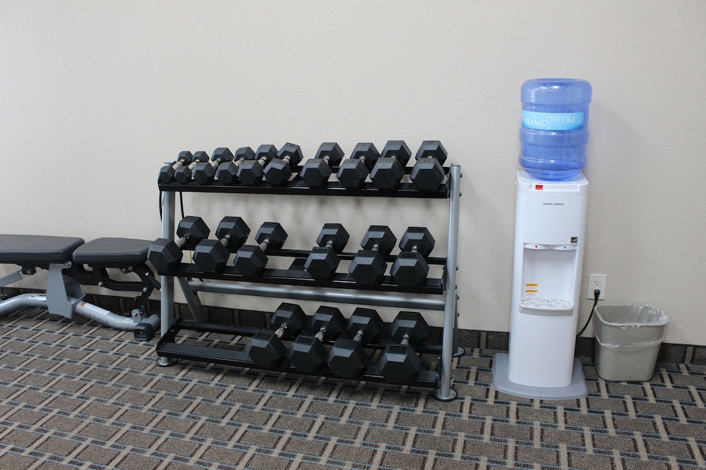 Holiday Inn Express & Suites Kansas City-Liberty (Hwy 152), an IHG Hotel 52/74