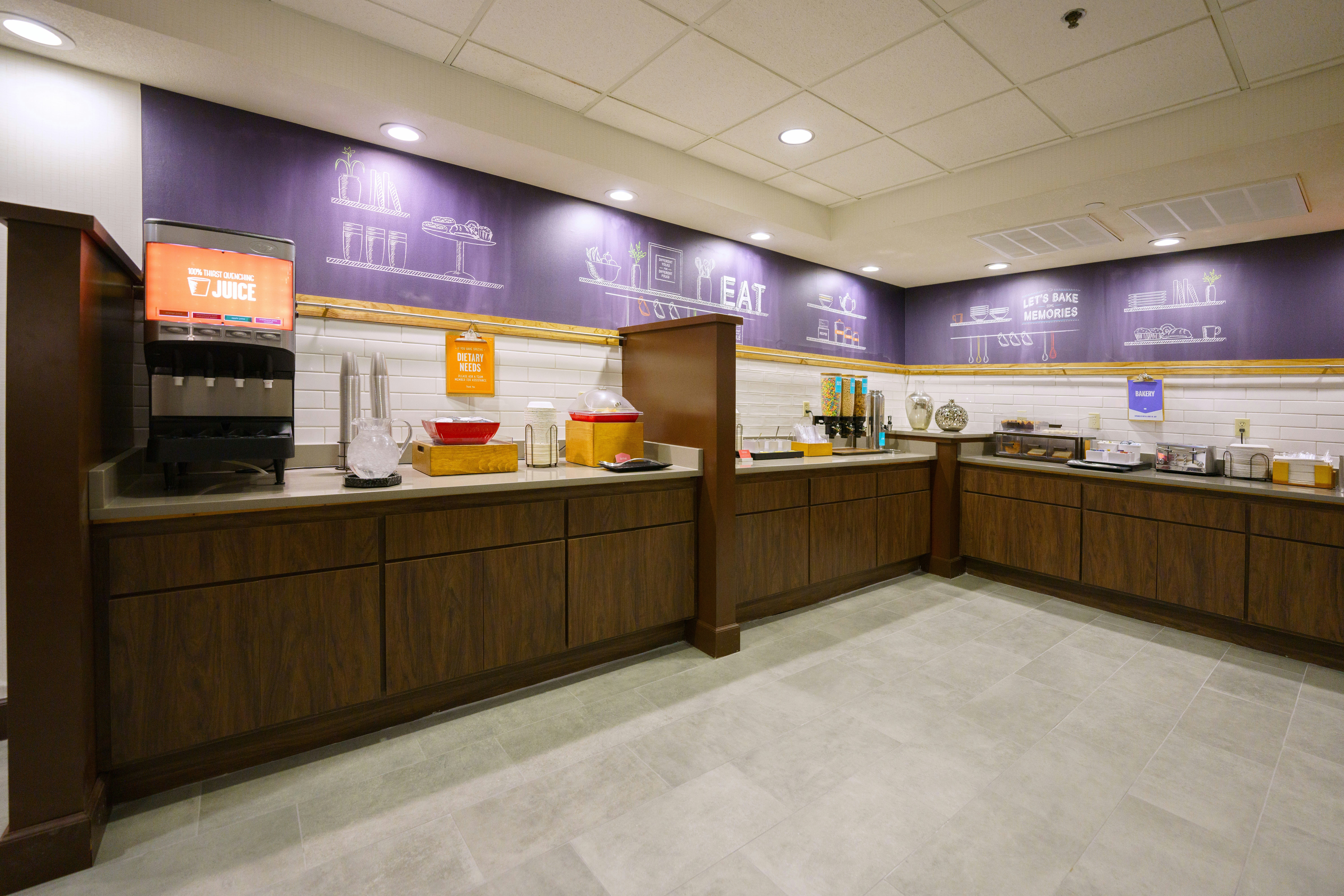 Hampton Inn Hays North of I 70 7/37