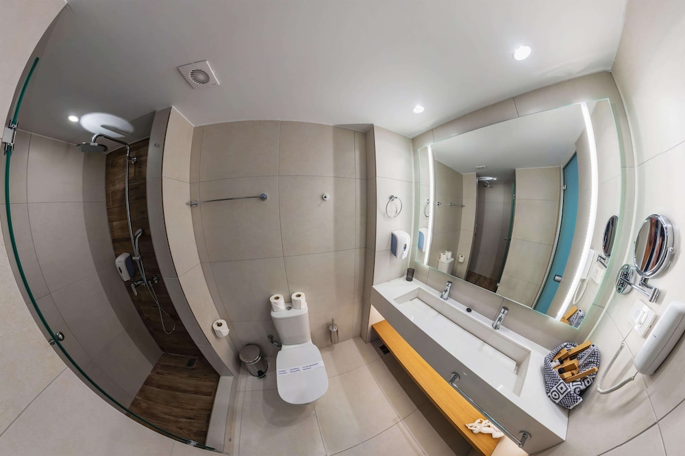 غرفة متصلة سوبيريور عائلية بسرير مزدوج، Kiani Beach Resort 3/3