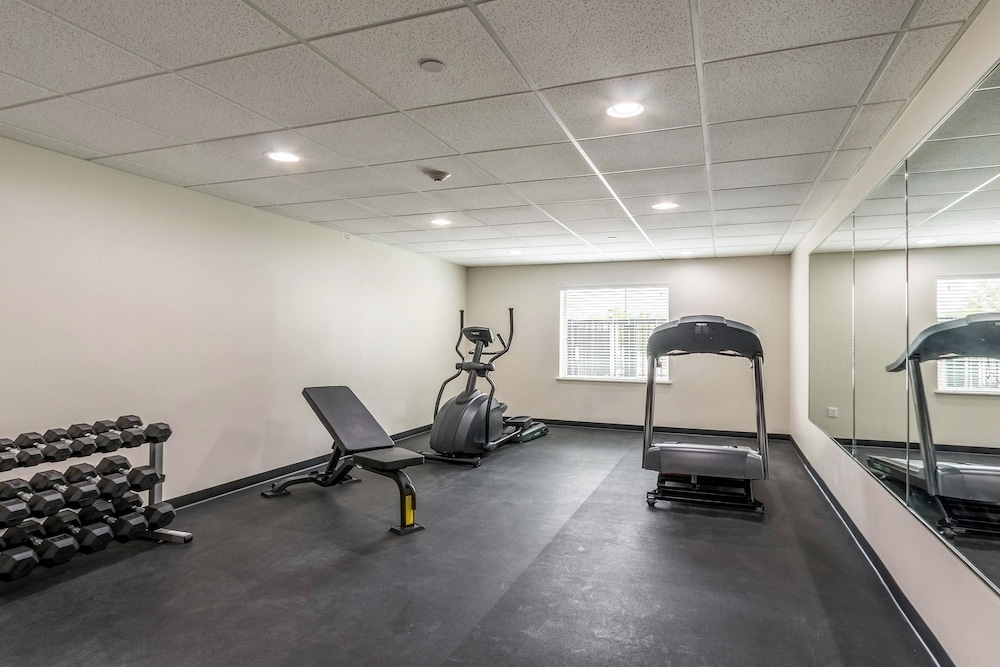 Sleep Inn and Suites College Station Area 21/46
