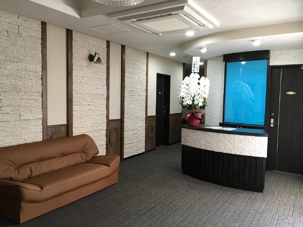 Petit Hotel Blanc Fleur 8/49