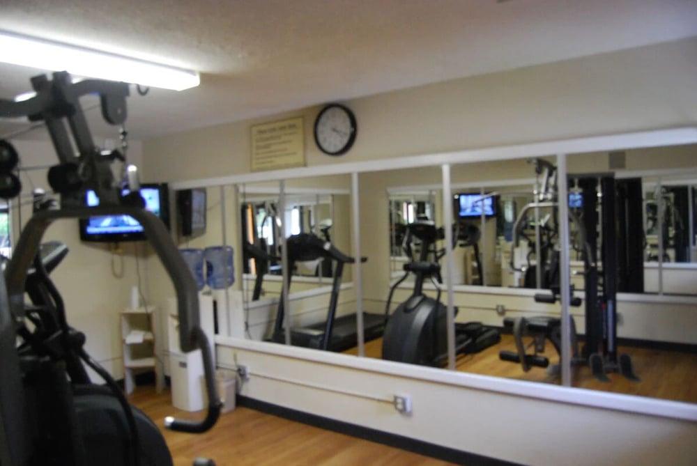 Eglin Extended Stay Hotel, a Howard Johnson by Wyndham 22/27