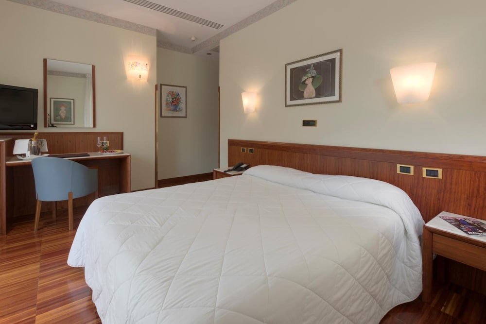 Palace Hotel 19/50