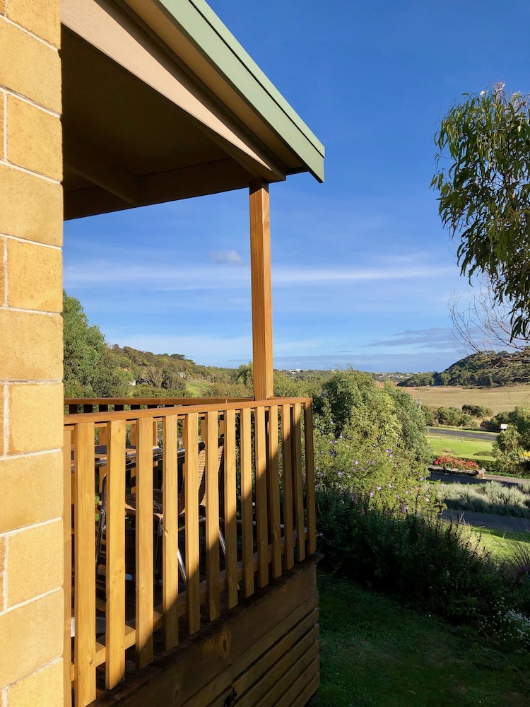 DAYSY HILL COUNTRY COTTAGES 26/50