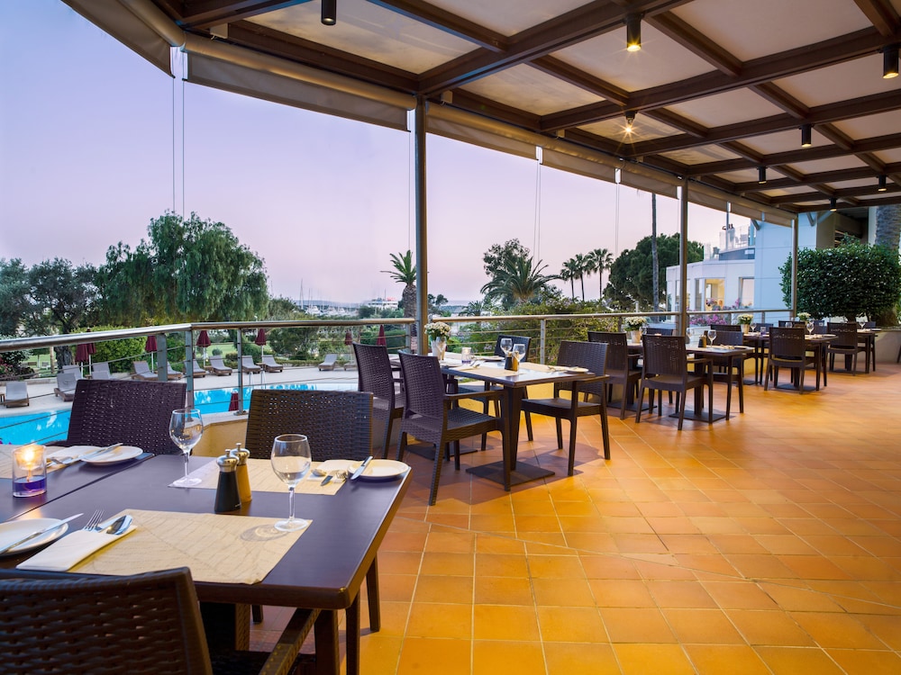The Tower at St Raphael Resort 37/50