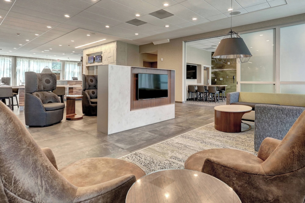 COURTYARD BY MARRIOTT DEPTFORD 21/34