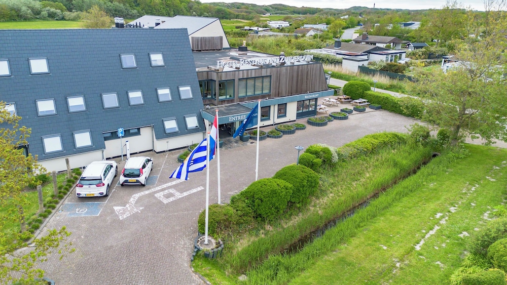 Fletcher Zuiderduin Beachhotel 39/48