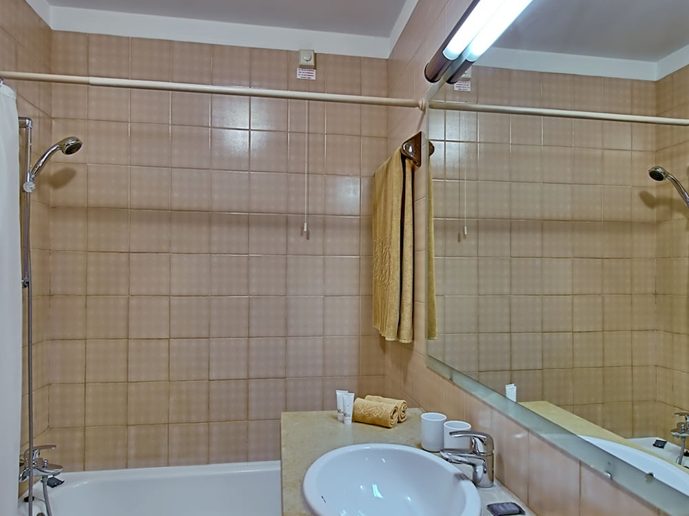 شقة سوبيريور بسريرين منفصلين بإطلالة على البحر بغرفة نوم واحدة مع أريكة، Portobelo Vilamoura - Marina & Beach Apartment Hotel 4/4