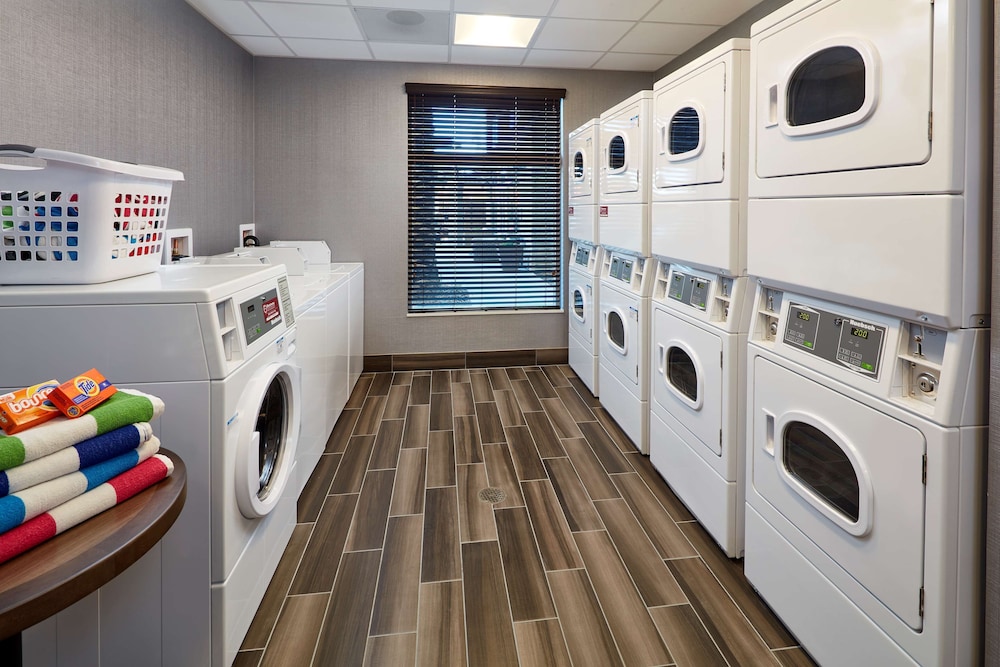 Homewood Suites by Hilton Los Angeles Redondo Beach 15/45