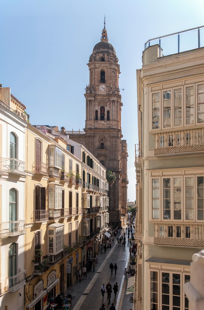 Libere Malaga Plaza del Siglo 43/49