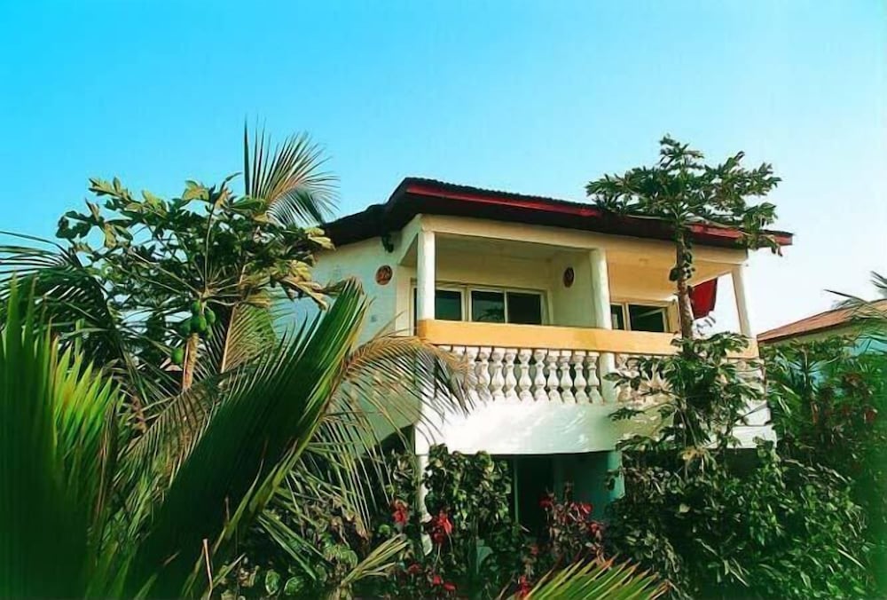 Palm Beach Resort Banjul 1/50