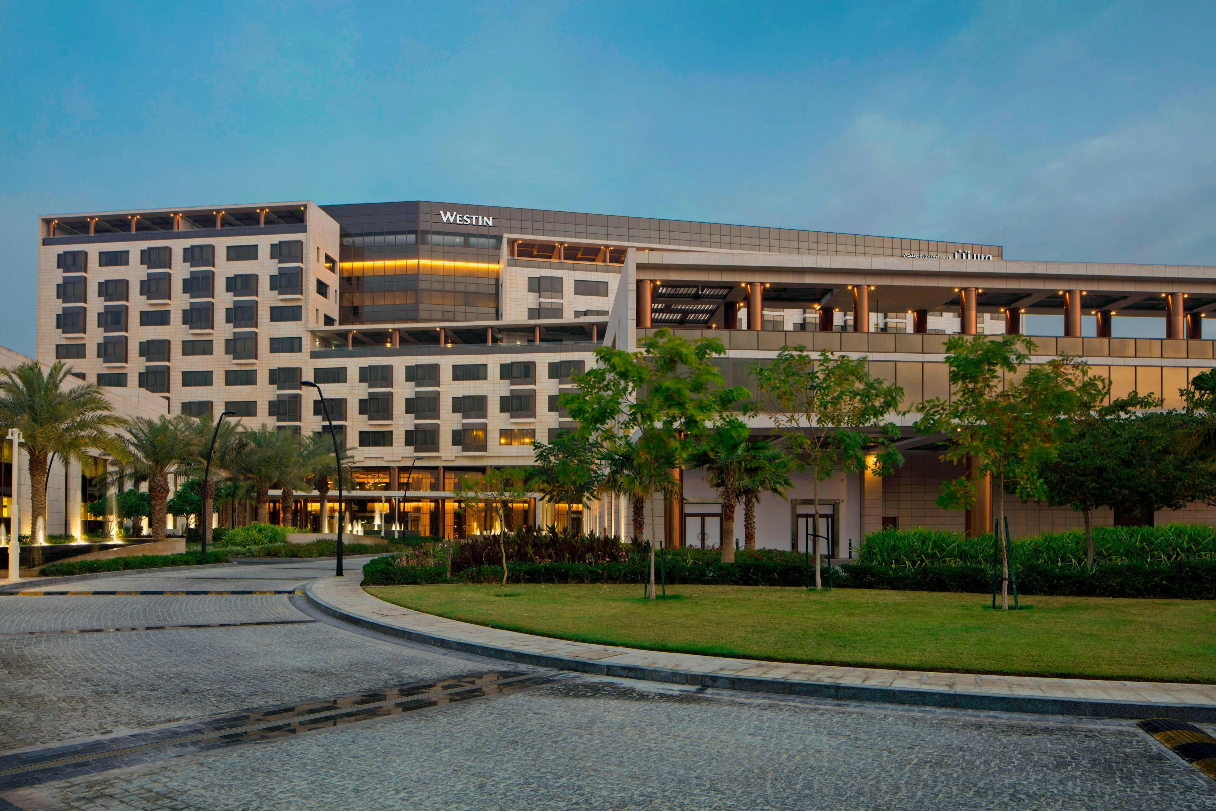 The Westin Doha Hotel & Spa photo2