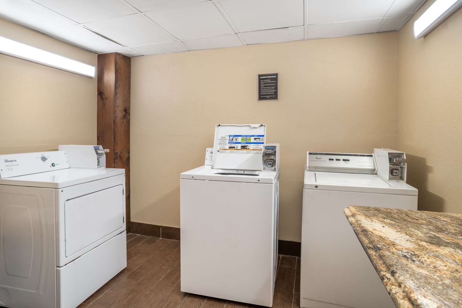Comfort Inn Charlotte Airport Uptown 33/40