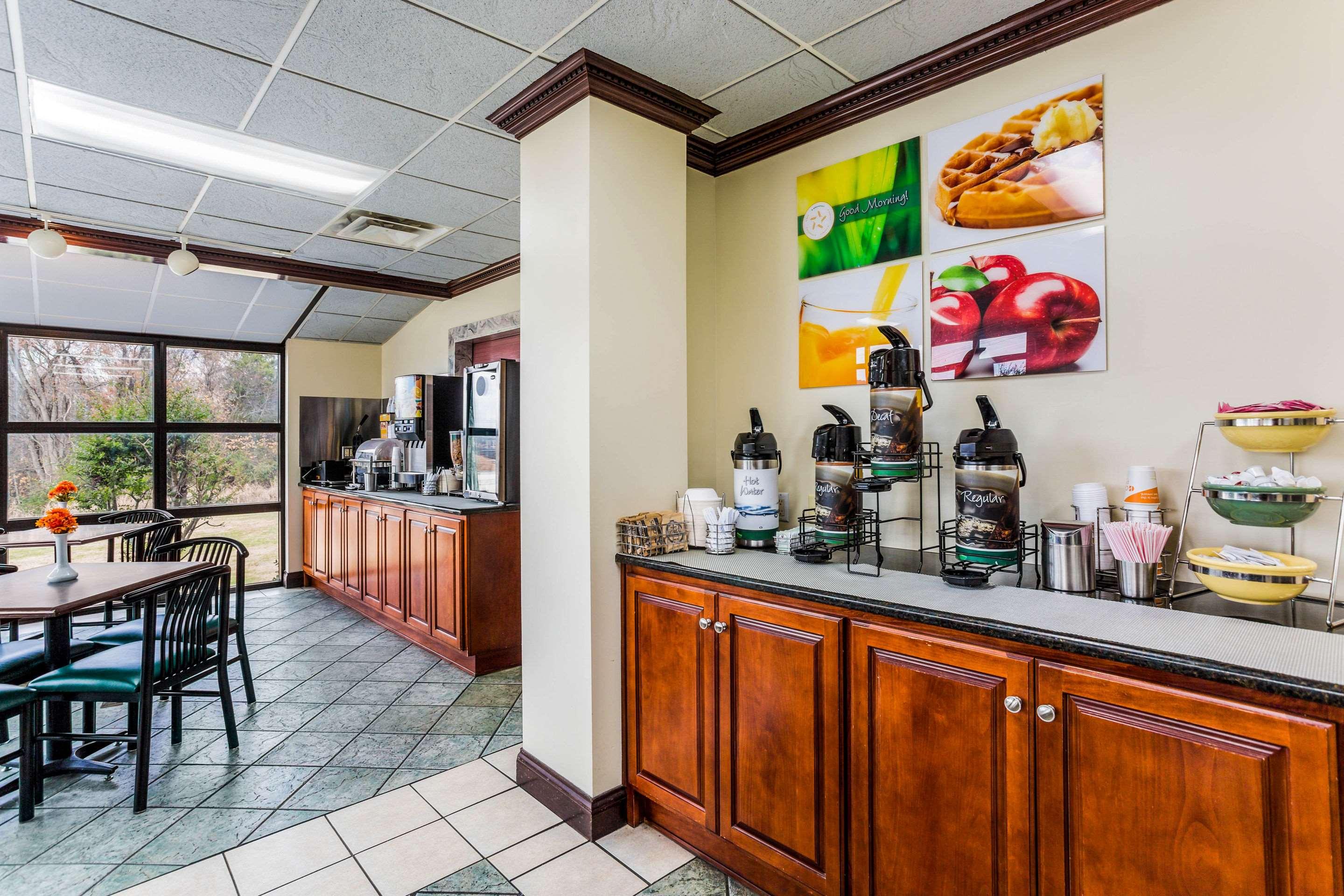 Quality Inn Russellville 16/25