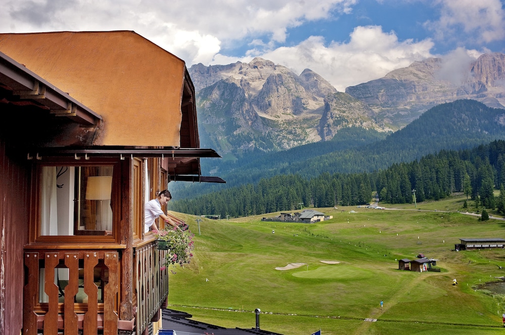 Th Madonna Di Campiglio Golf Hotel 68/74