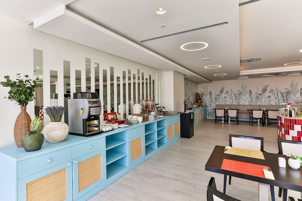 Hotel TQ Plaza Budva 34/47