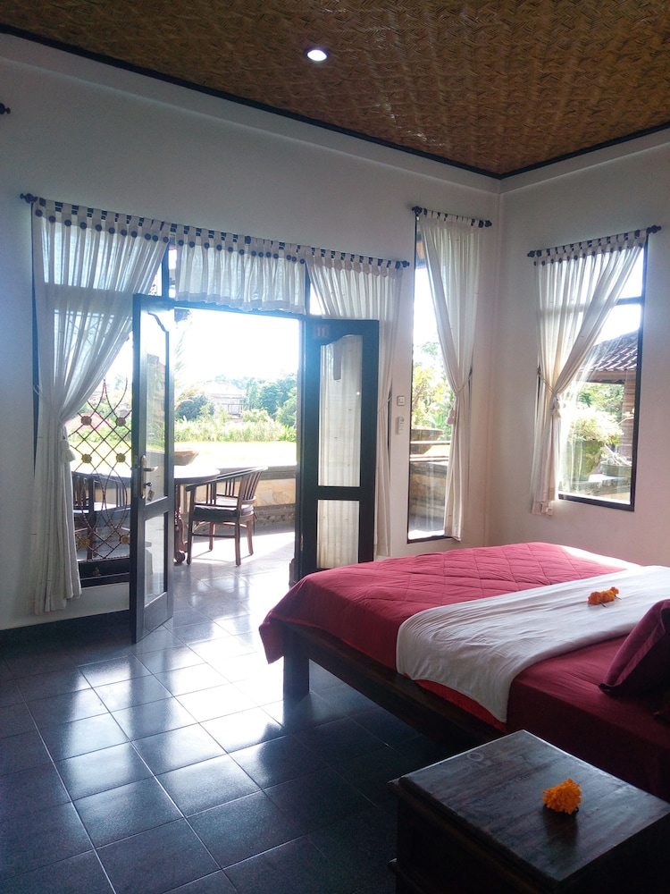 Kunang-Kunang Guesthouse 57/86
