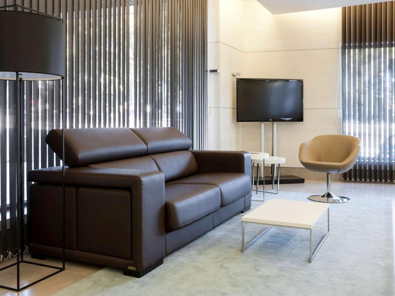 Suittes Hotel 24/36