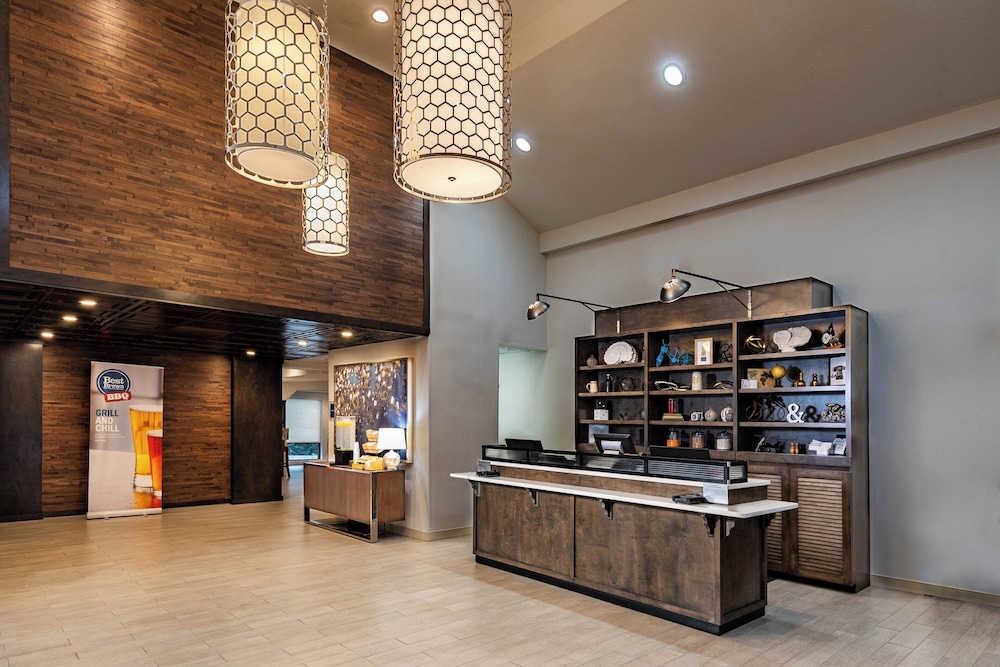 Four Points by Sheraton Charlotte - Lake Norman 4/42
