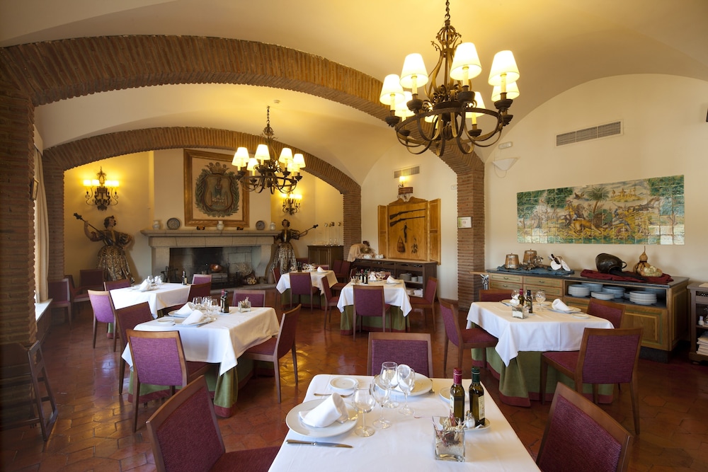 Parador De Benavente 47/63